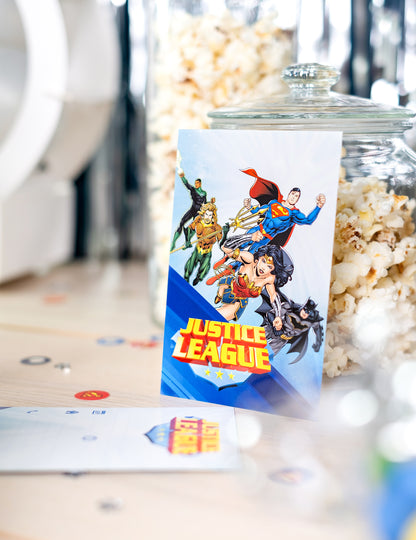 8 pozvánok Liga spravodlivosti™ s obálkami 10x16 cm