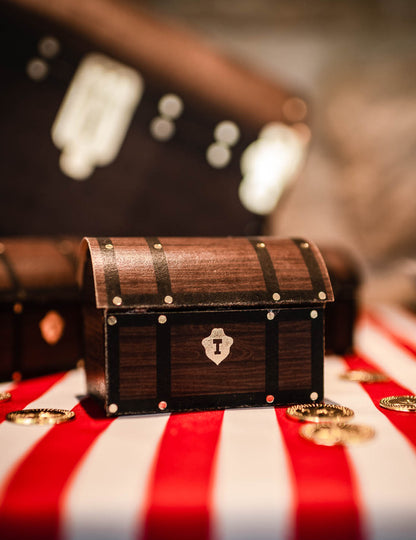 8 pirátskych truhlíc s pokladom 8 x 5,5 x 6 cm na narodeniny