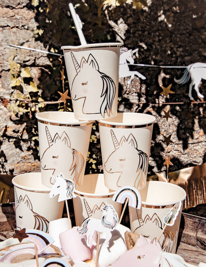 8 magických pastelových a zlatých kartónových pohárov s jednorožcom, 250 ml