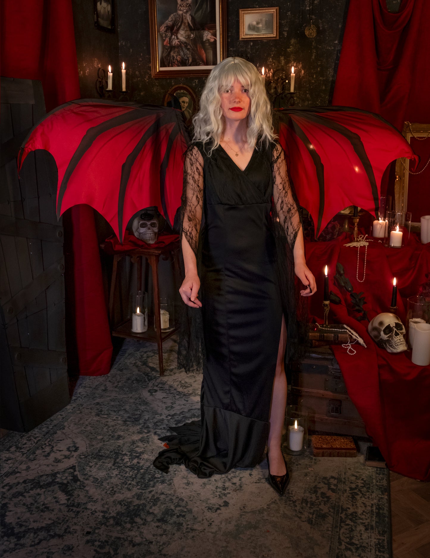 Obrovské krídla pre dospelých červených a čiernych démonov