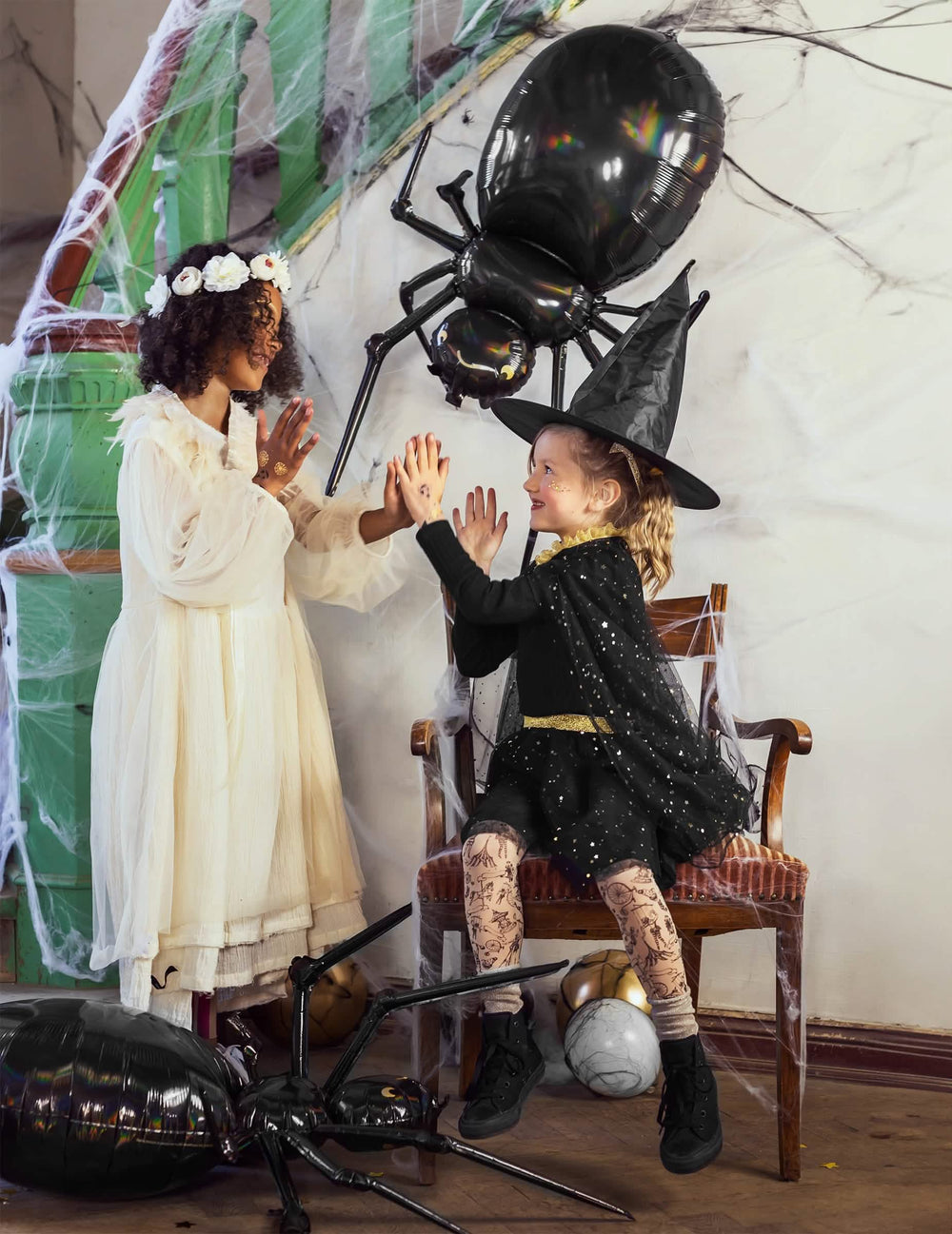 Hliníkový balón pavúk na dekoráciu halloween čierna metalická