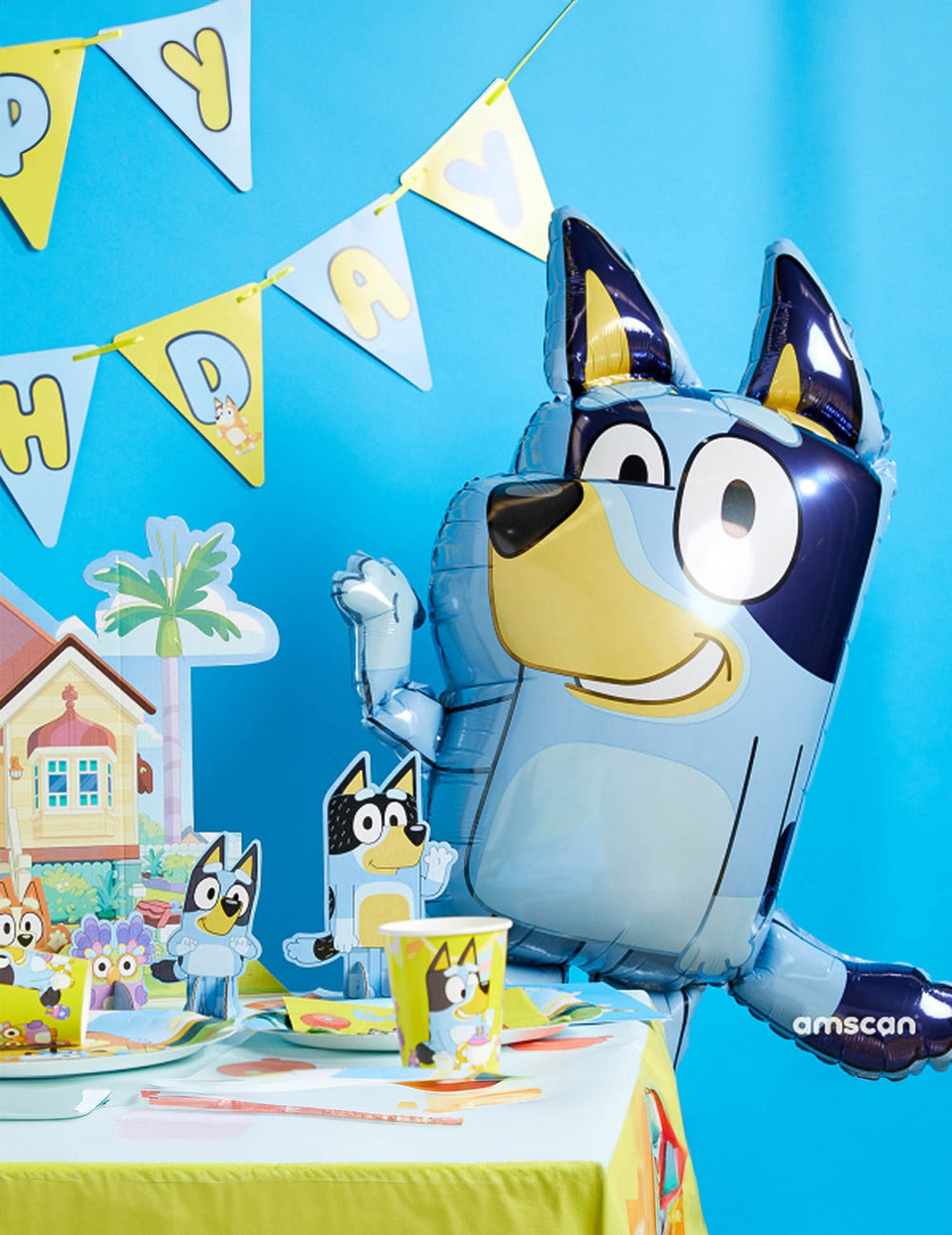 Mise en situation pour décoration d'anniversaire du ballon aluminium Bluey