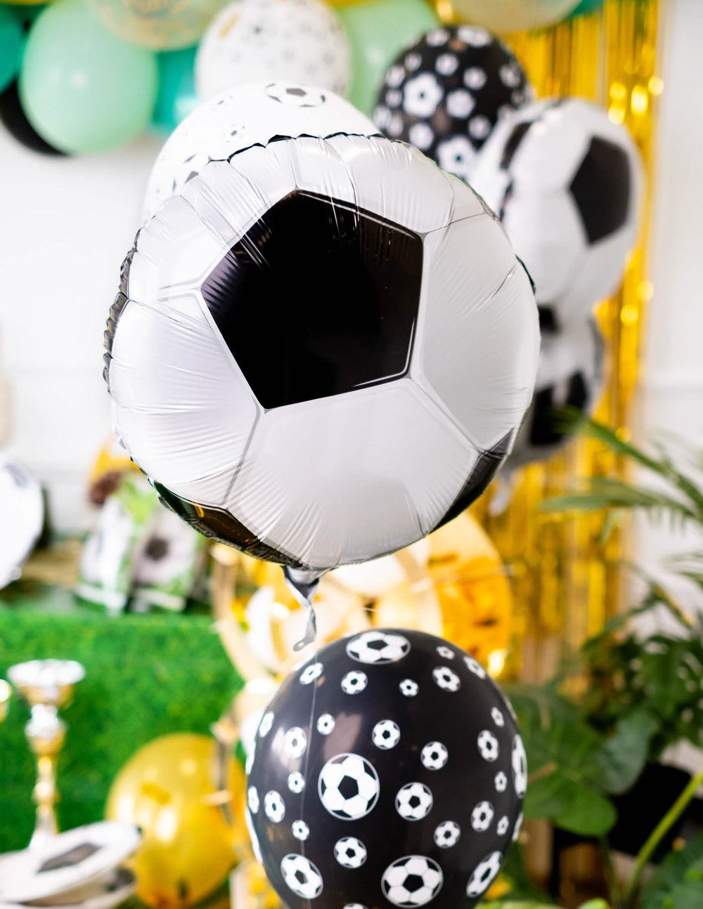Detail na balón z hliníka Foot party