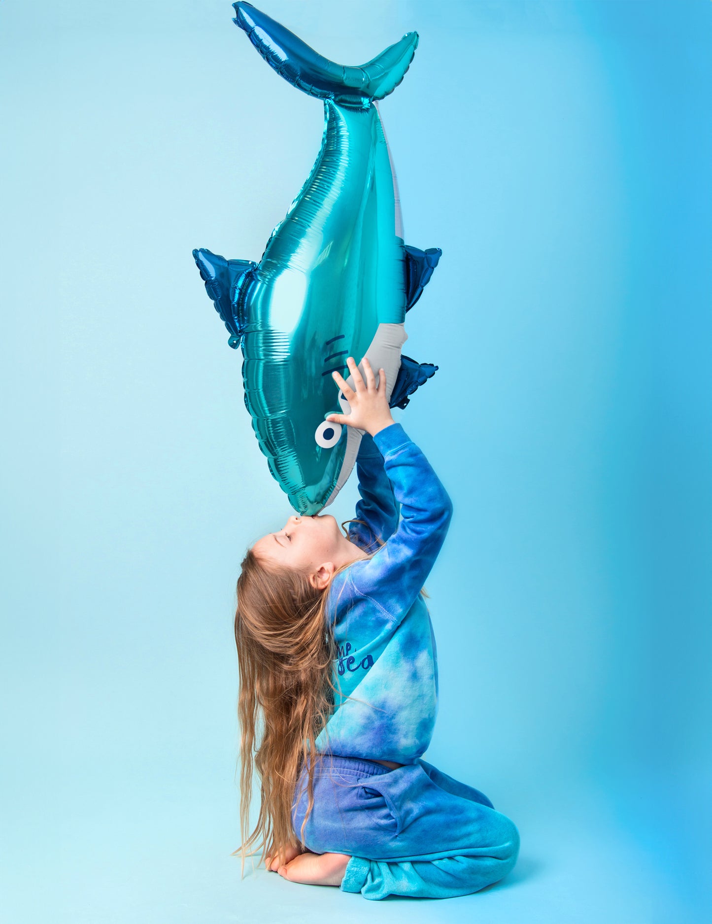 Fóliová lopta so žralokom 102 x 62 cm k oceánskym narodeninám