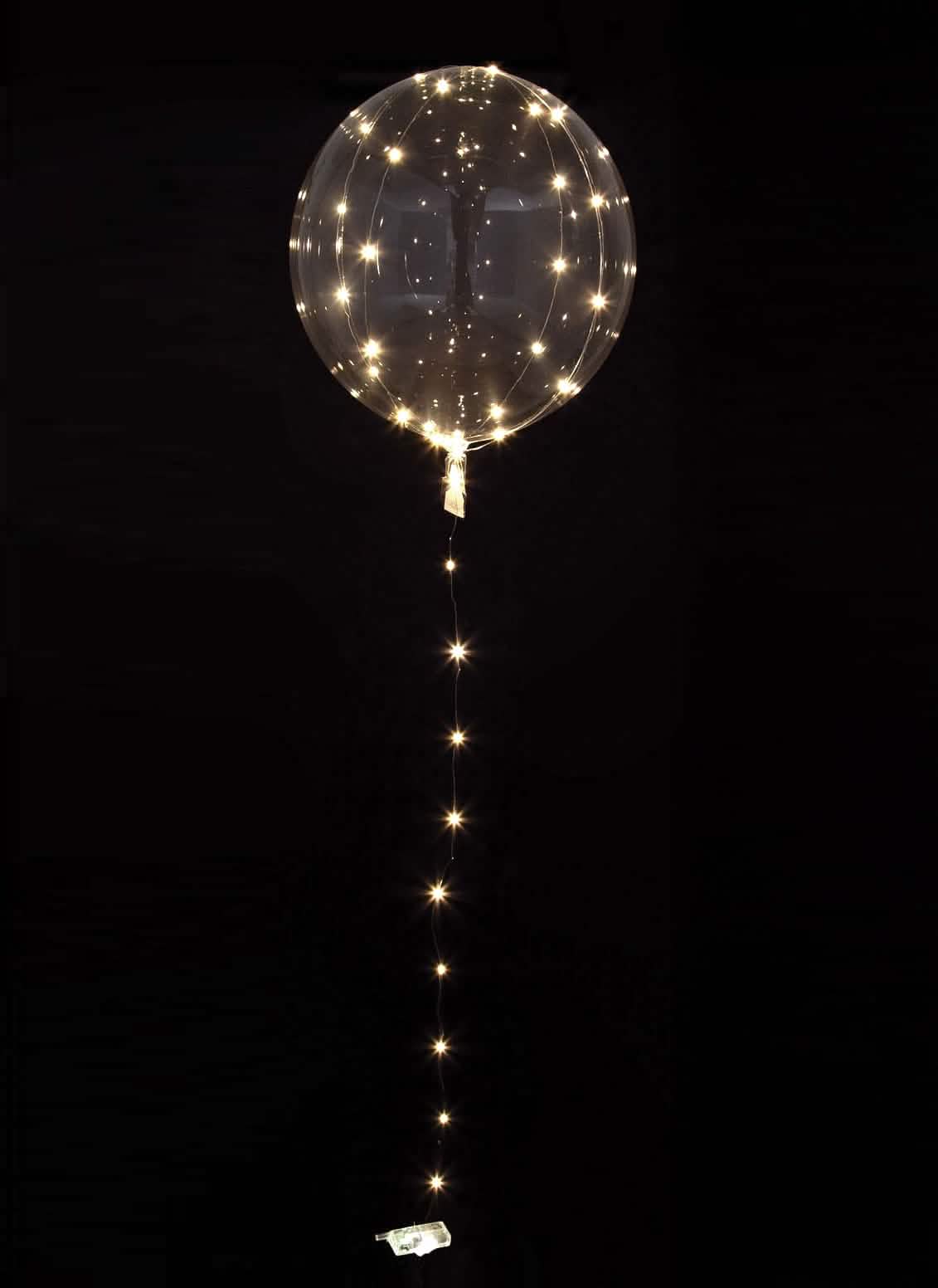 Priehľadný krištáľový bublinkový balón na párty s bielymi LED svetlami