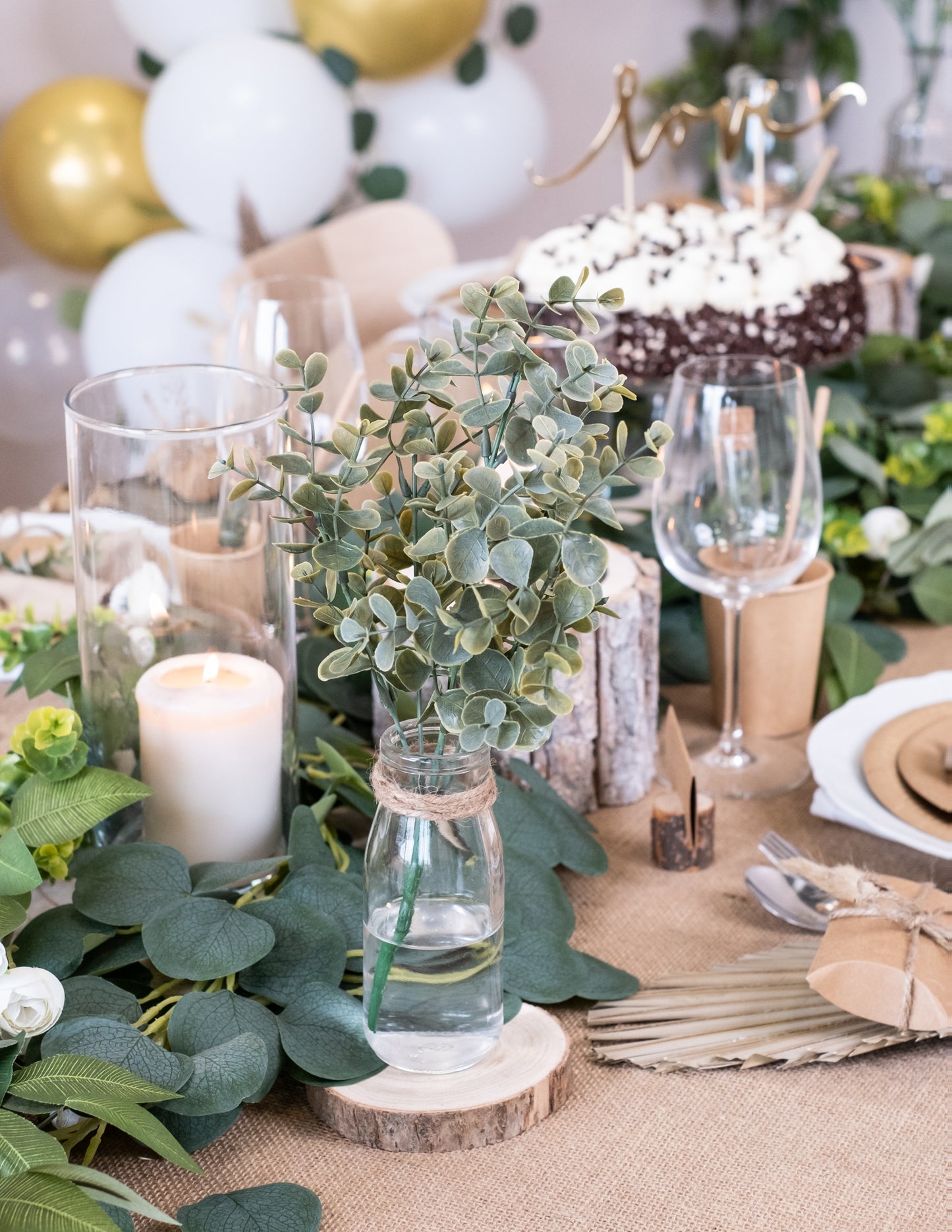 Kytica zelených listov eukalyptu 35 cm rastlinná dekorácia