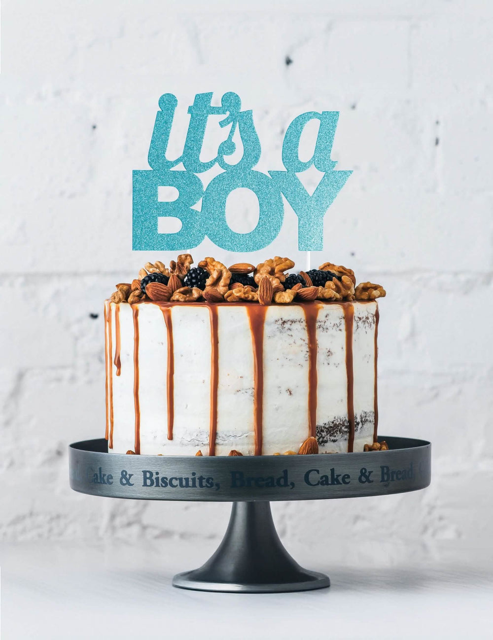 Výjav na torte s cake topperom it's a boy pre baby shower