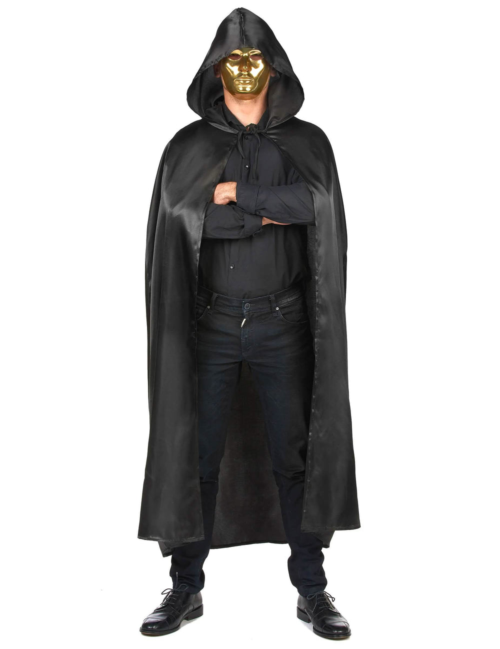 Vue de face avec masque doré de la cape de vampire