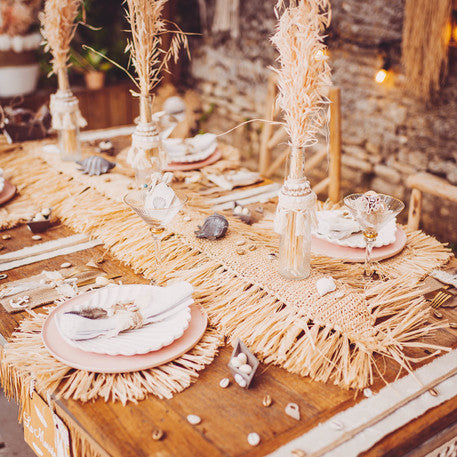 Okrúhly stredový dekor Bali z rafie s 36 cm strapcami 