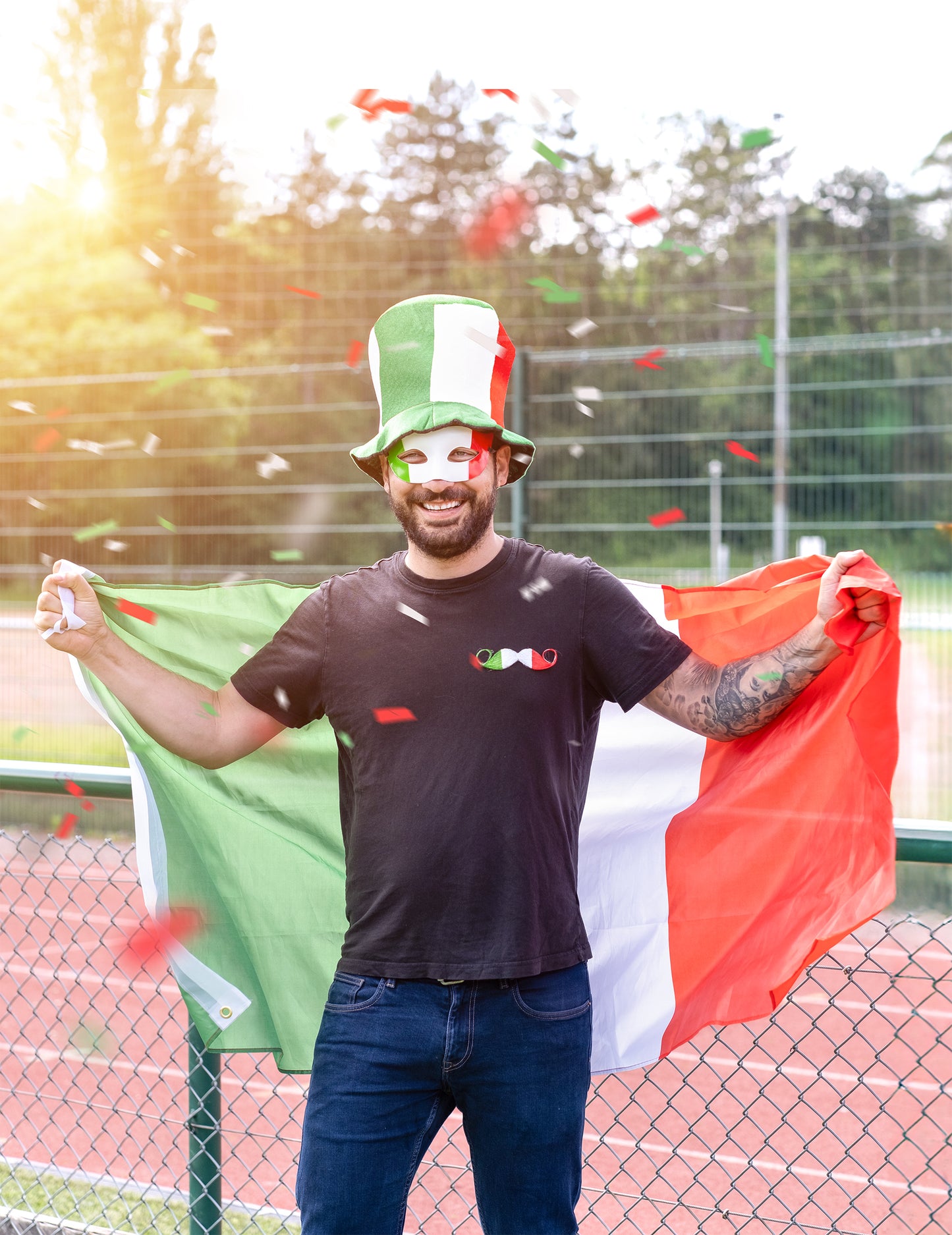 Situácia s vlajkou a klobúkom s vysokým okrajom Taliansko