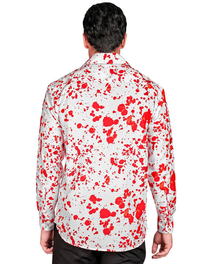 Krvavý muž v bielej košeli