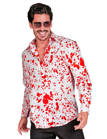 Krvavý muž v bielej košeli