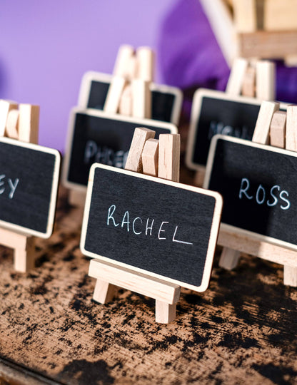 Stojan s bridlicovou doskou 6 x 10 cm drevená karta s miestami