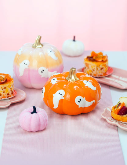 Dekoratívna tekvica Summerween z oranžovej živice s duchmi 15,5 x 15,5 x 11 cm
