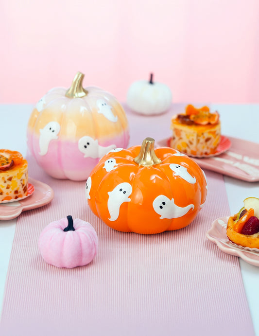 Dekoratívna tekvica Summerween z oranžovej živice s duchmi 15,5 x 15,5 x 11 cm