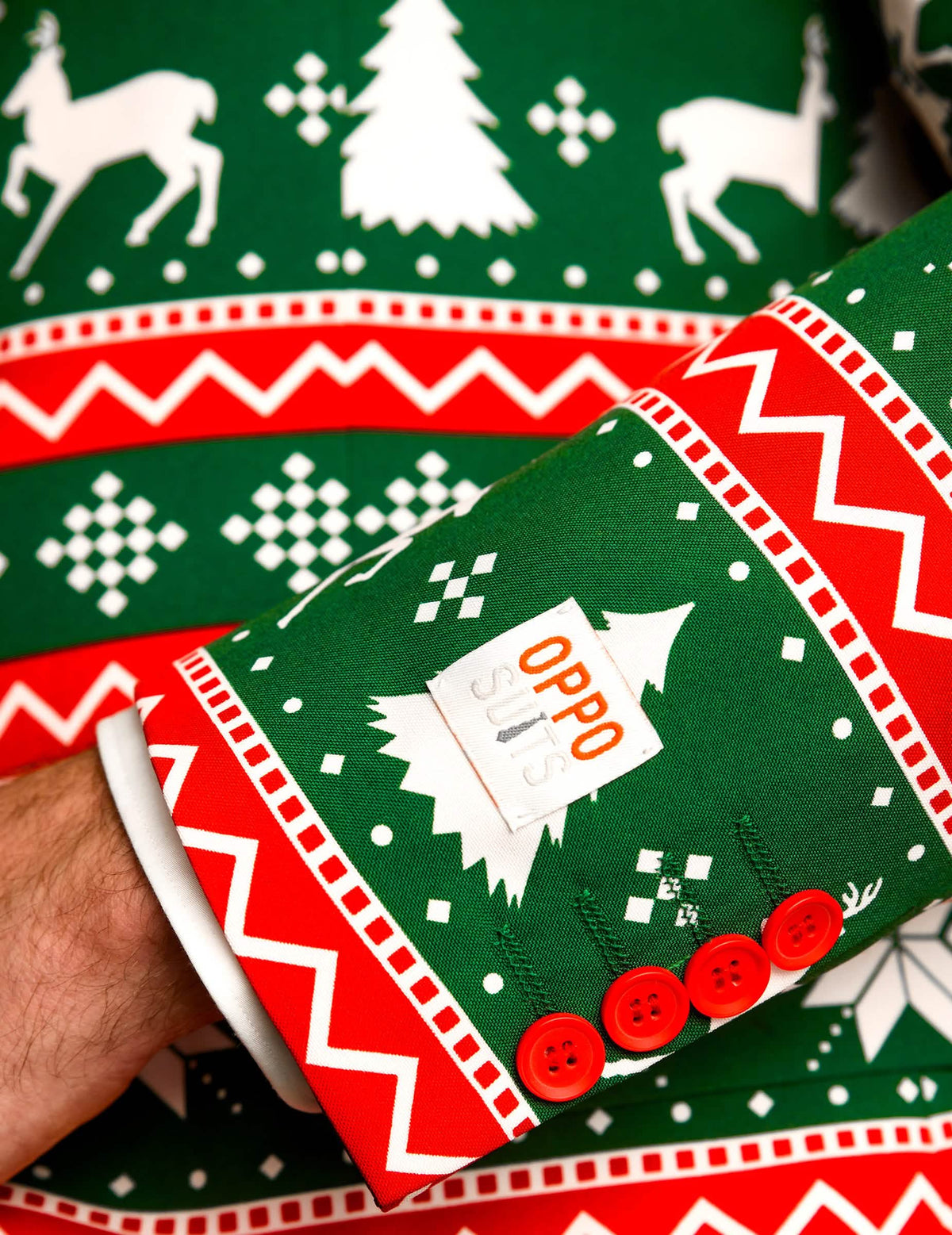 Detail rukáva a štítku kostýmu Mr. Festive pre muža