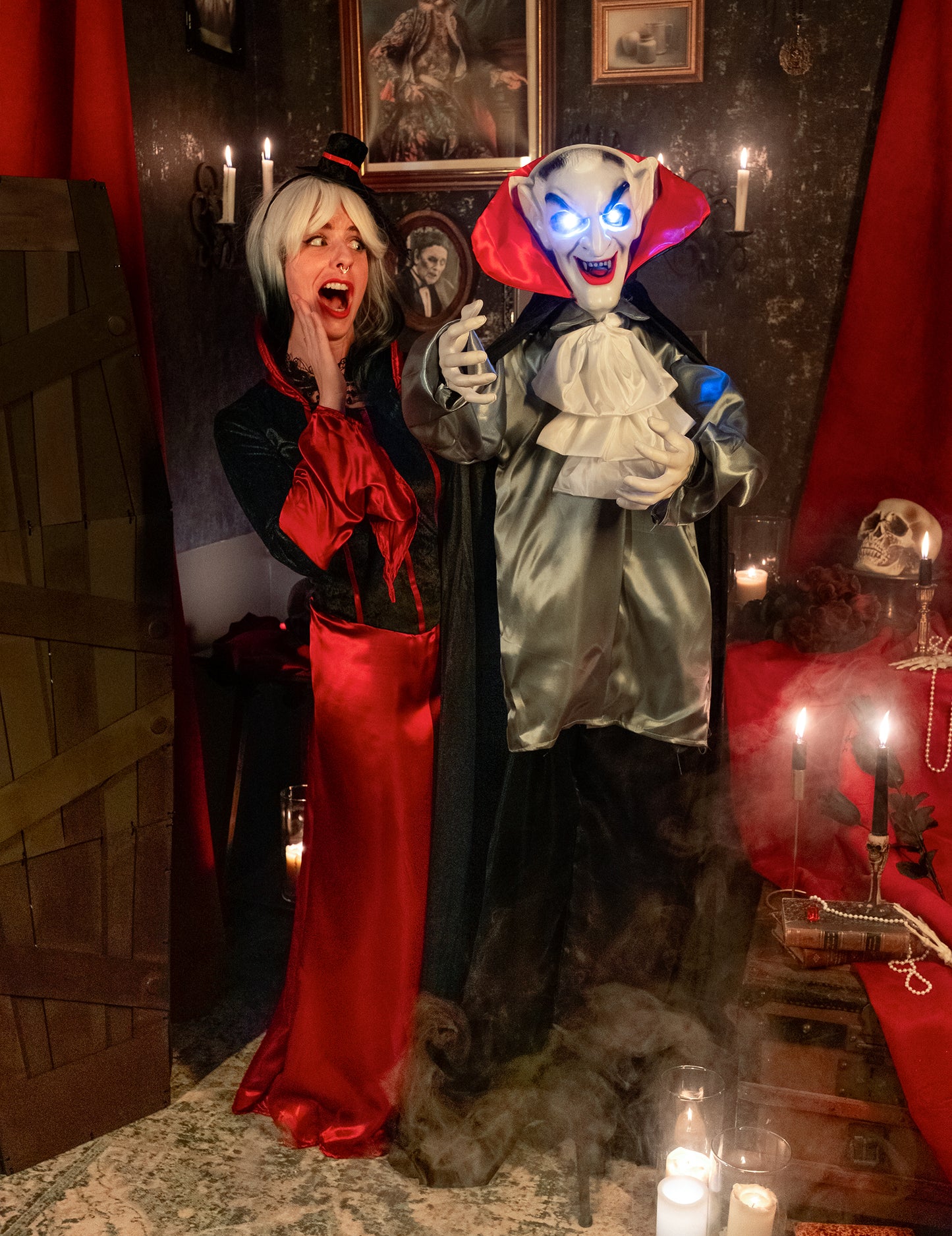 Animovaný zvuk a svetlo dekorácie upír s úsmevom 165 cm