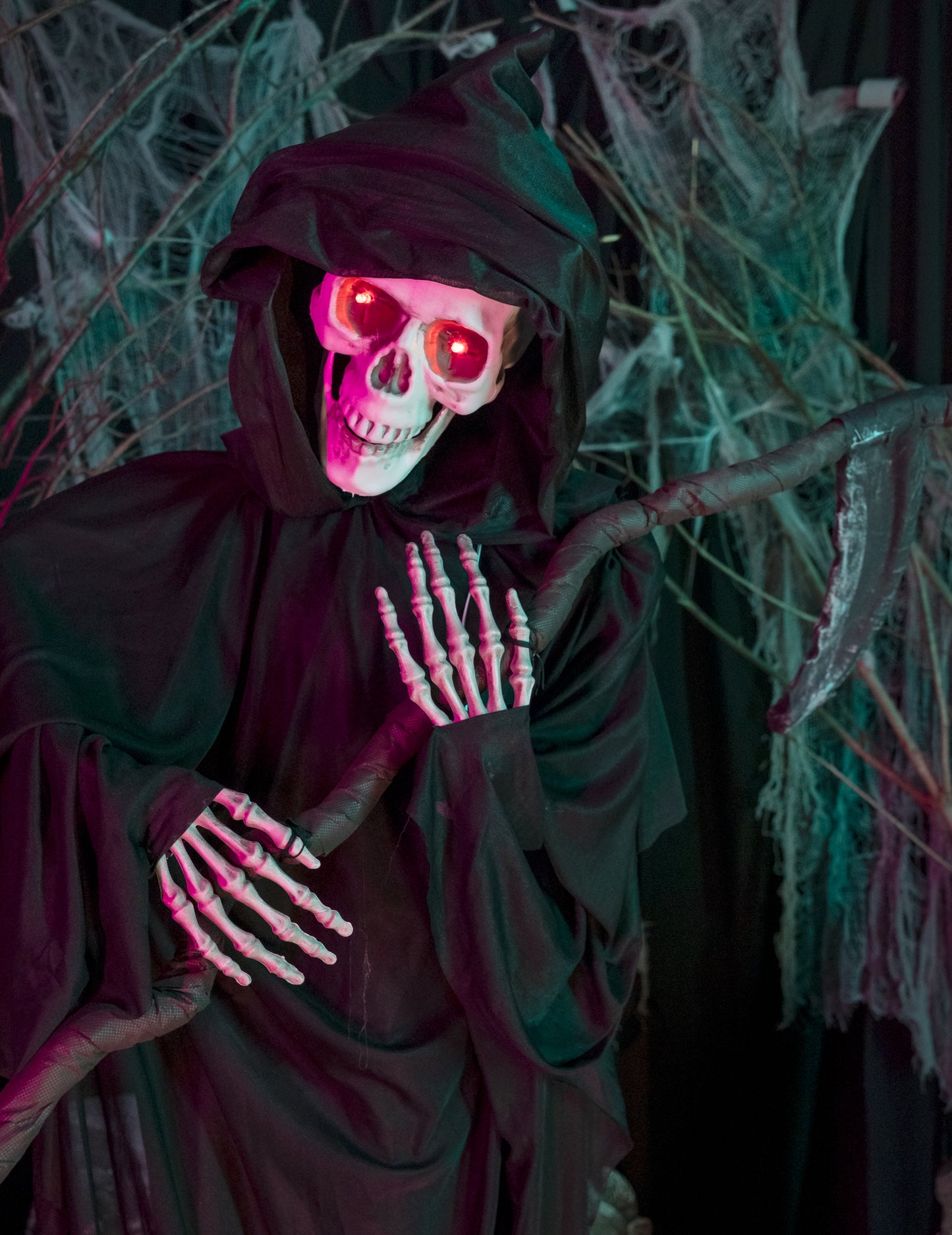 Dekorácia v tvare kosca 183 cm