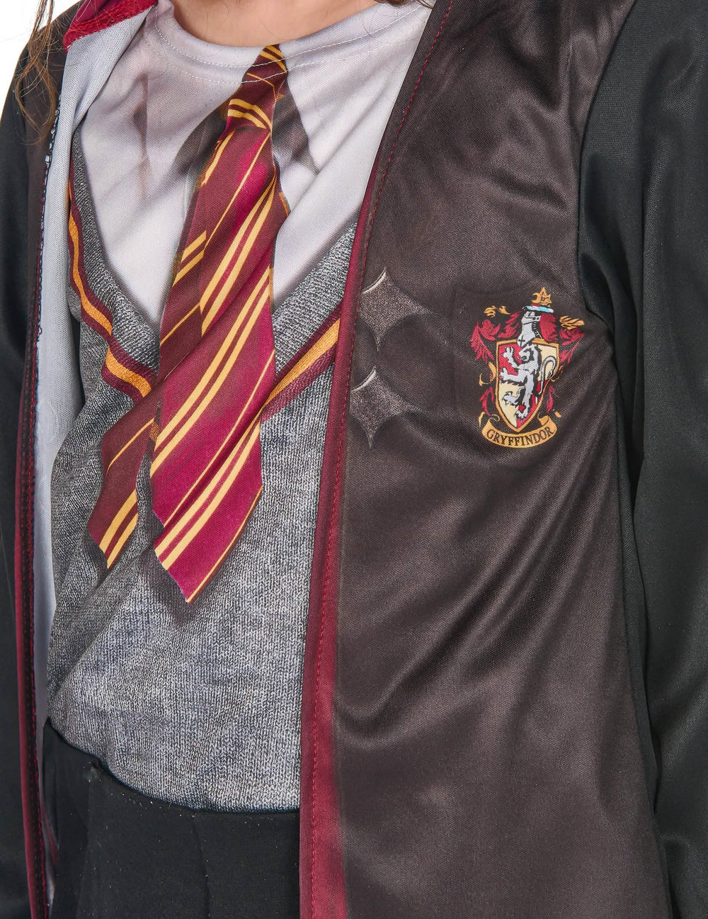 Detail gryffindorského erbu na šatách kostýmu s doplnky Harry Potter™