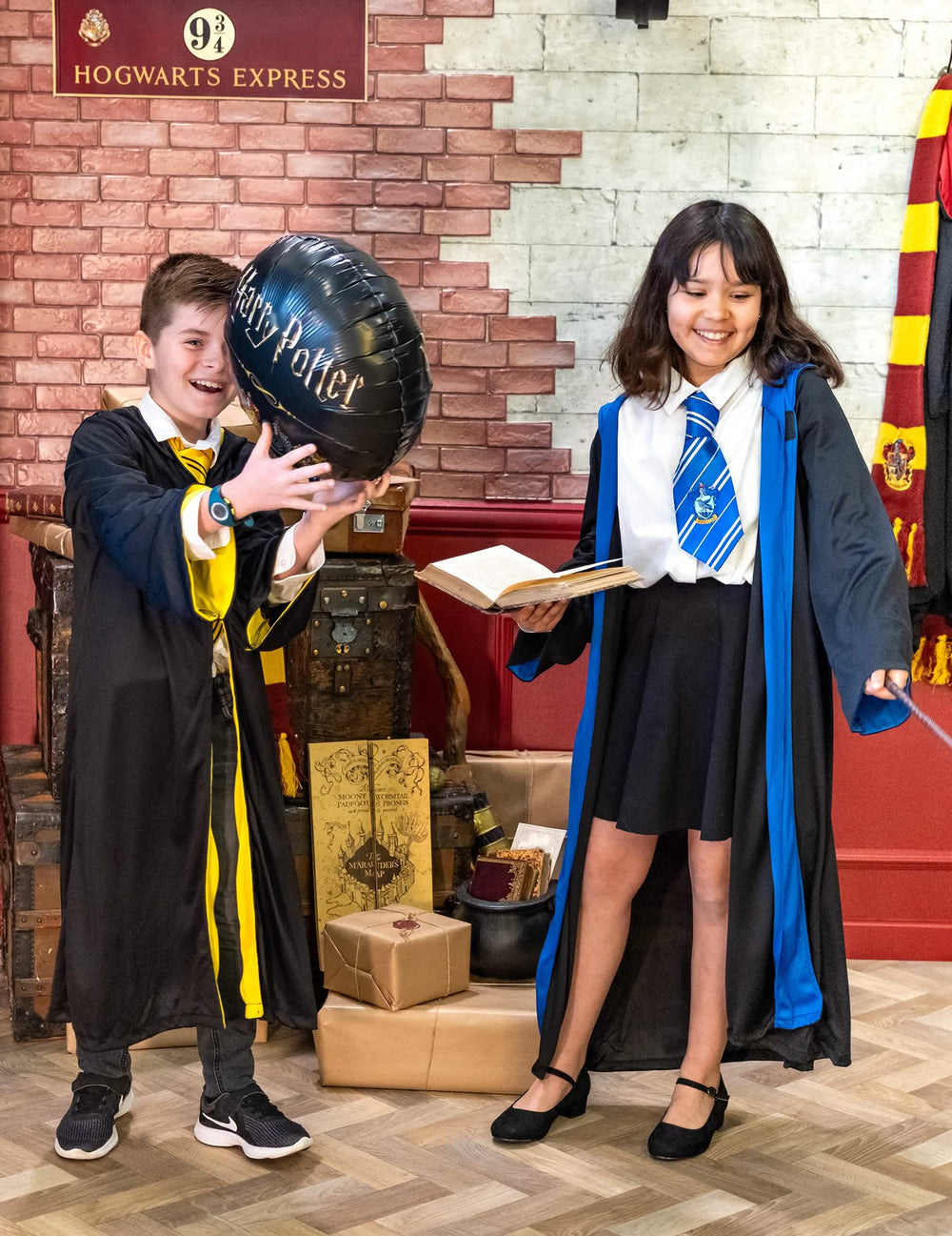 Scénka s doplnky klasického kostýmu Serdaigle Harry Potter™