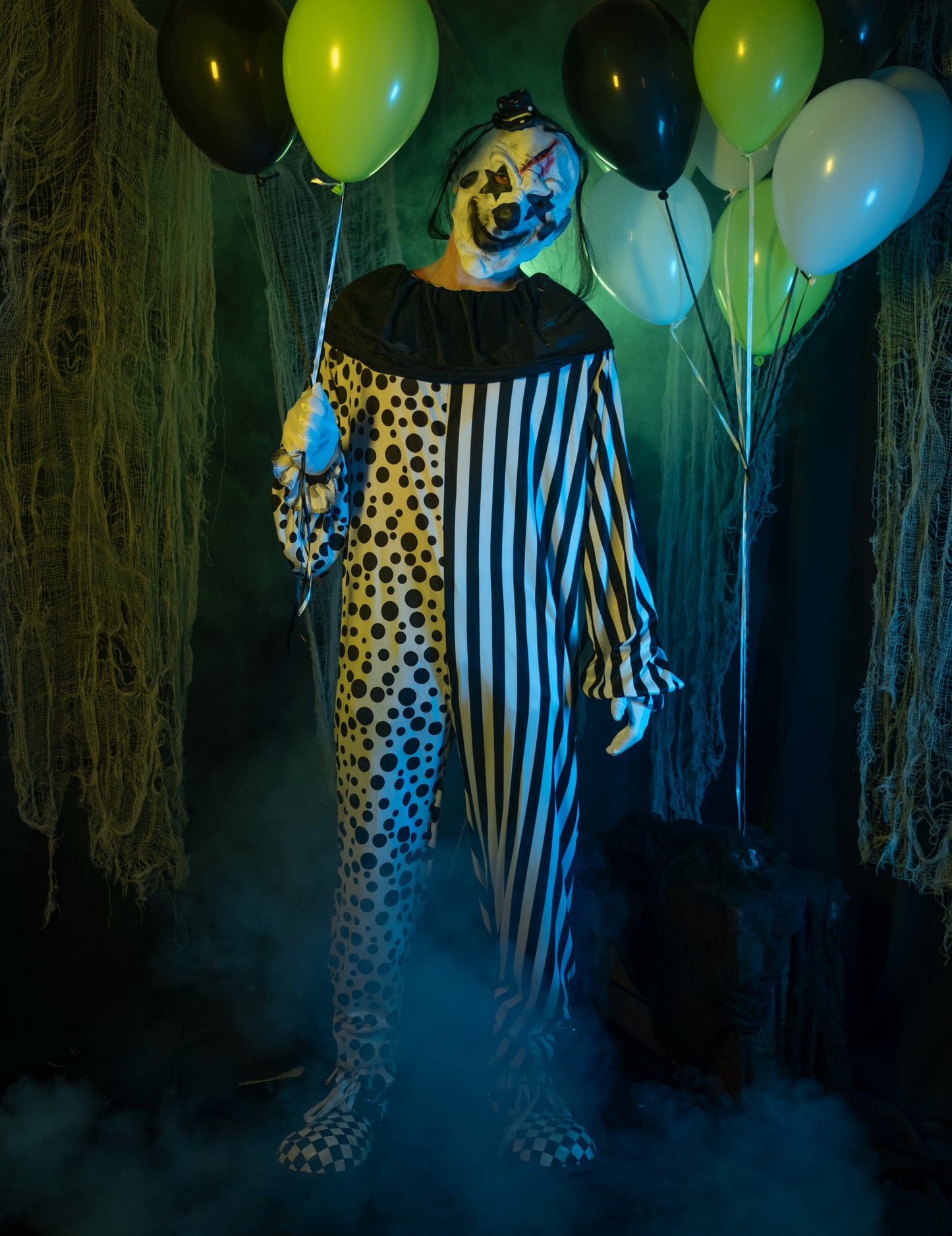 Kostým pre dospelých čiernobiely