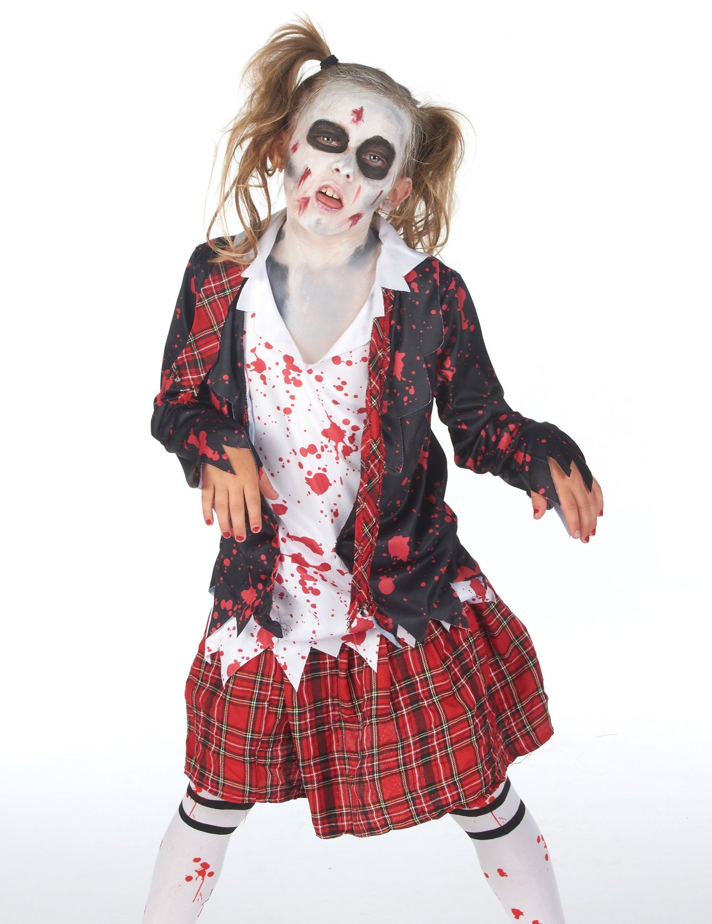 Gros plan sur le maquillage du déguisement écolière zombie pour fille