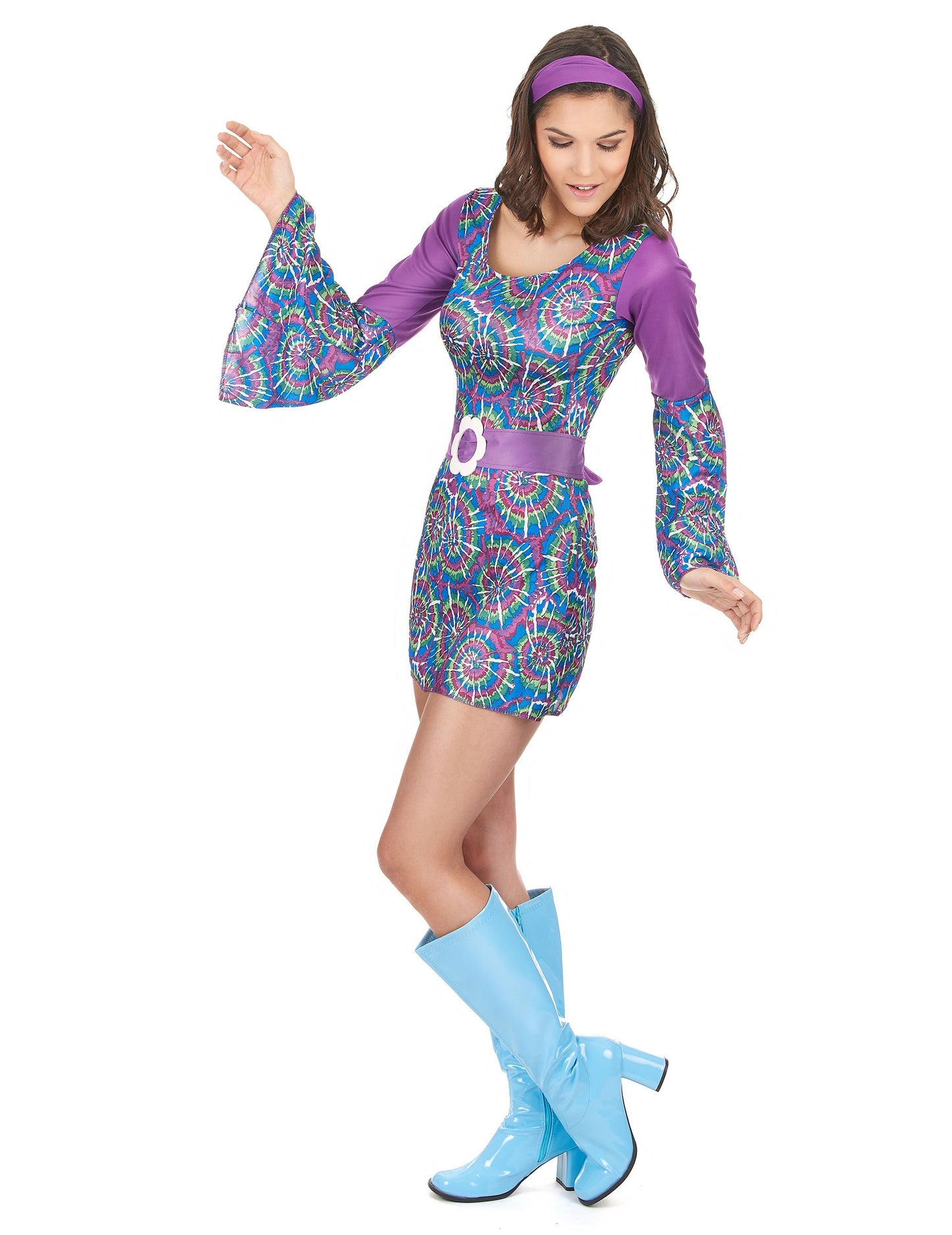 Pohľad z troch štvrtín na psychedelický hippie kostým