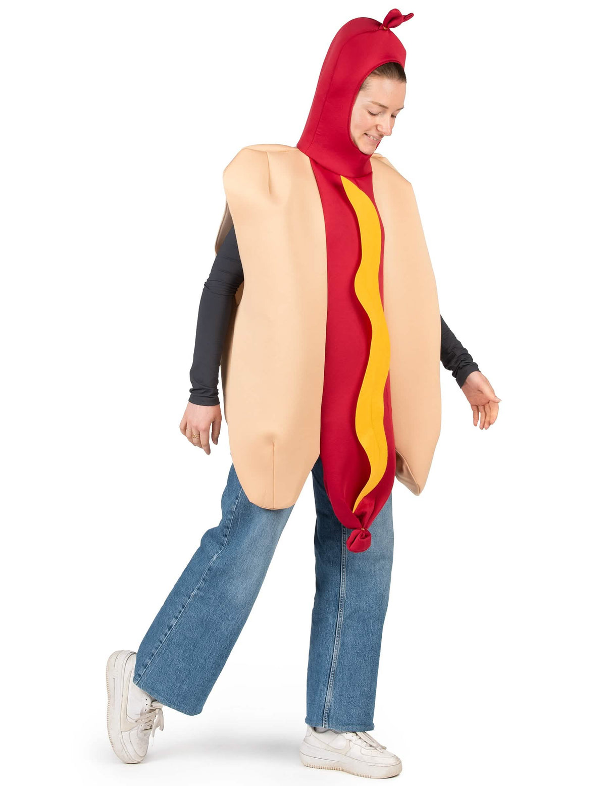 Pohľad z troch štvrtín na kostým hot dog pre dospelého