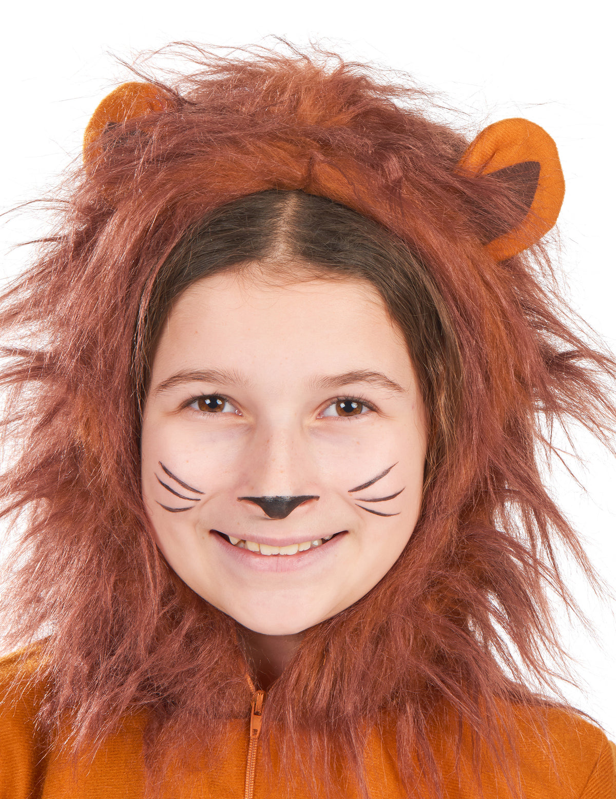 Gros plan sur la capuche à crinière du déguisement de lion effet polaire