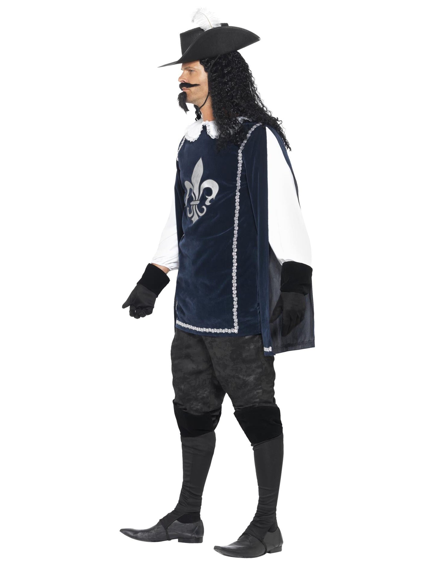 Pohľad z boku na muskétier kostým pre mužov