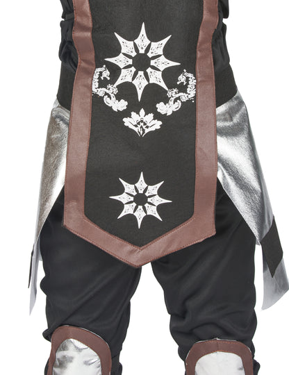 Détail du tabard à motifs du déguisement ninja pour garçon
