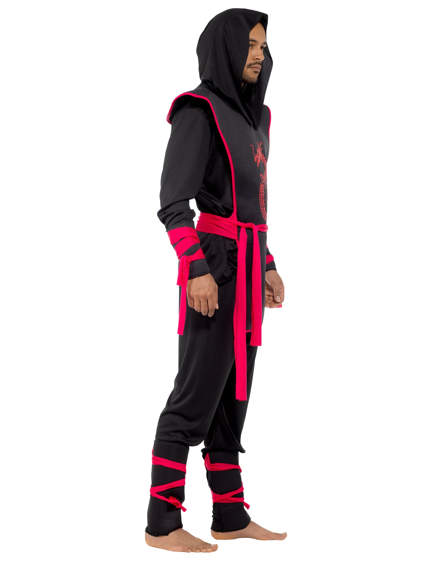 Čierna a červená ninja zamaskovanie