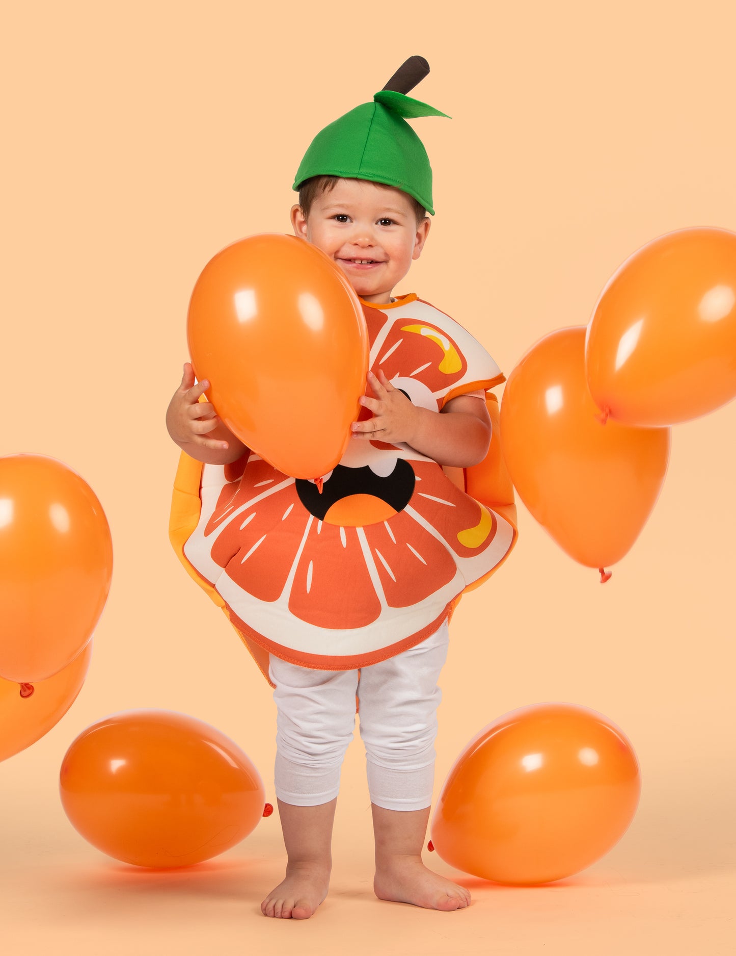 Malý oranžový detský kostým