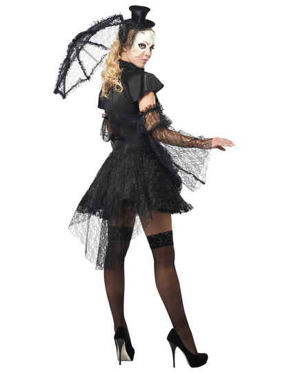 Zasahovanie halloweenskej dámskej gotickej bábiky
