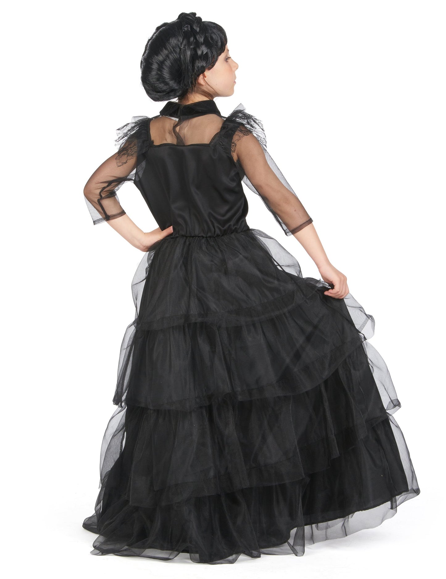 Gotické dievča gotické guľôčkové šaty