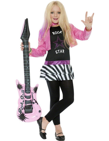 Zasahovanie dievčaťa rockovej hviezdy