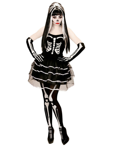 Zasahovanie kostry Halloween ženy