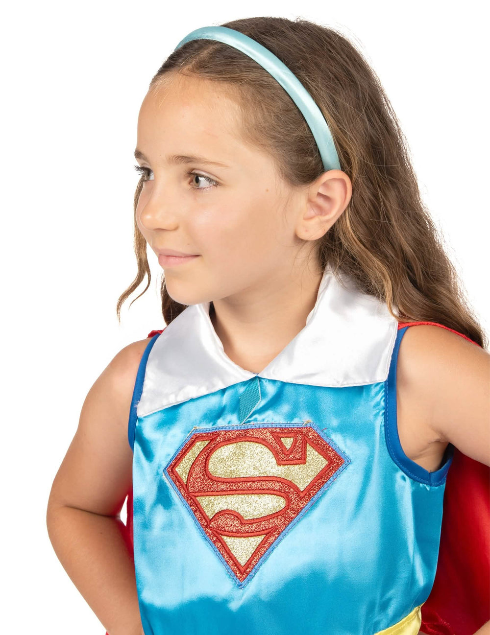 Bočný pohľad na kostým Supergirl DC Super Hero Girls