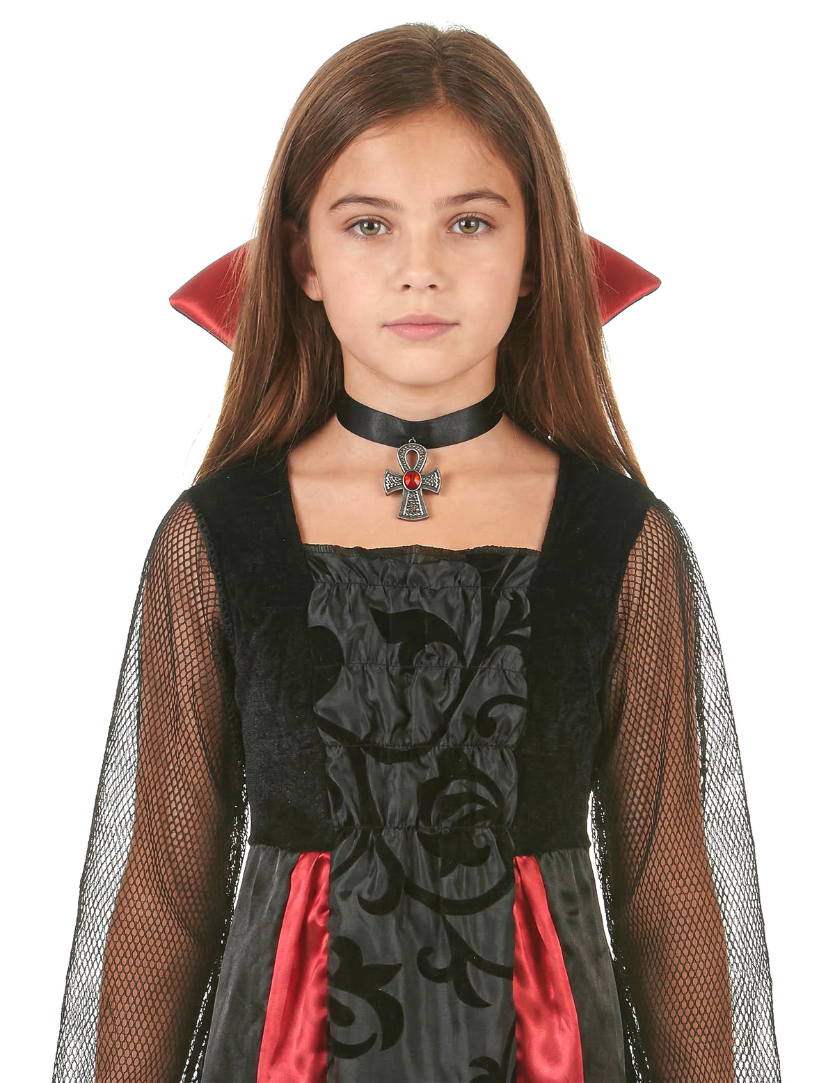Détail du médaillon et du col du déguisement Vampire satiné pour fille