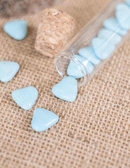 Mini čokoládové srdiečka v svetlomodrej farbe 250 g na prvé sväté prijímanie 