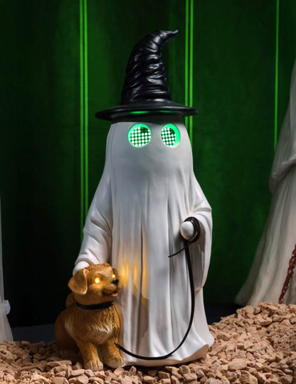 Dekoratívny duch Summerween z živice s bodkovaným klobúkom pre psa a animovanými LED očami 23,5 x 20 x 45,5 cm