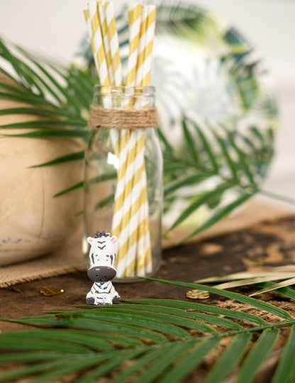 Dekoratívna živicová figúrka zebry v safari štýle 3 cm 2,5x cm