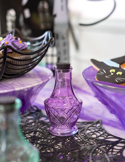 Sklenená liekovka s fialovým povrchom 11,5 cm