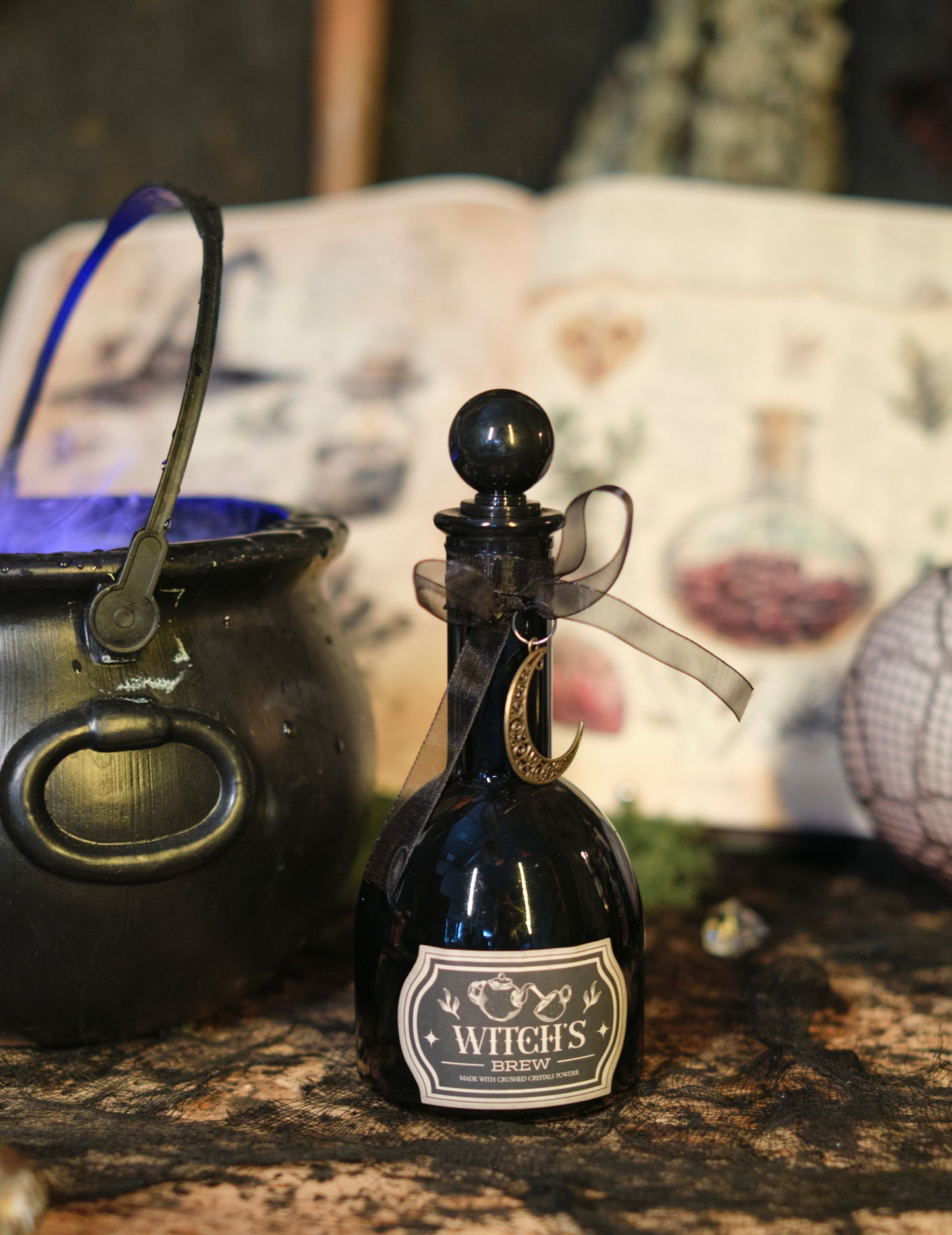 Čarodejnica čierna mágia fľaštička 19,5 cm