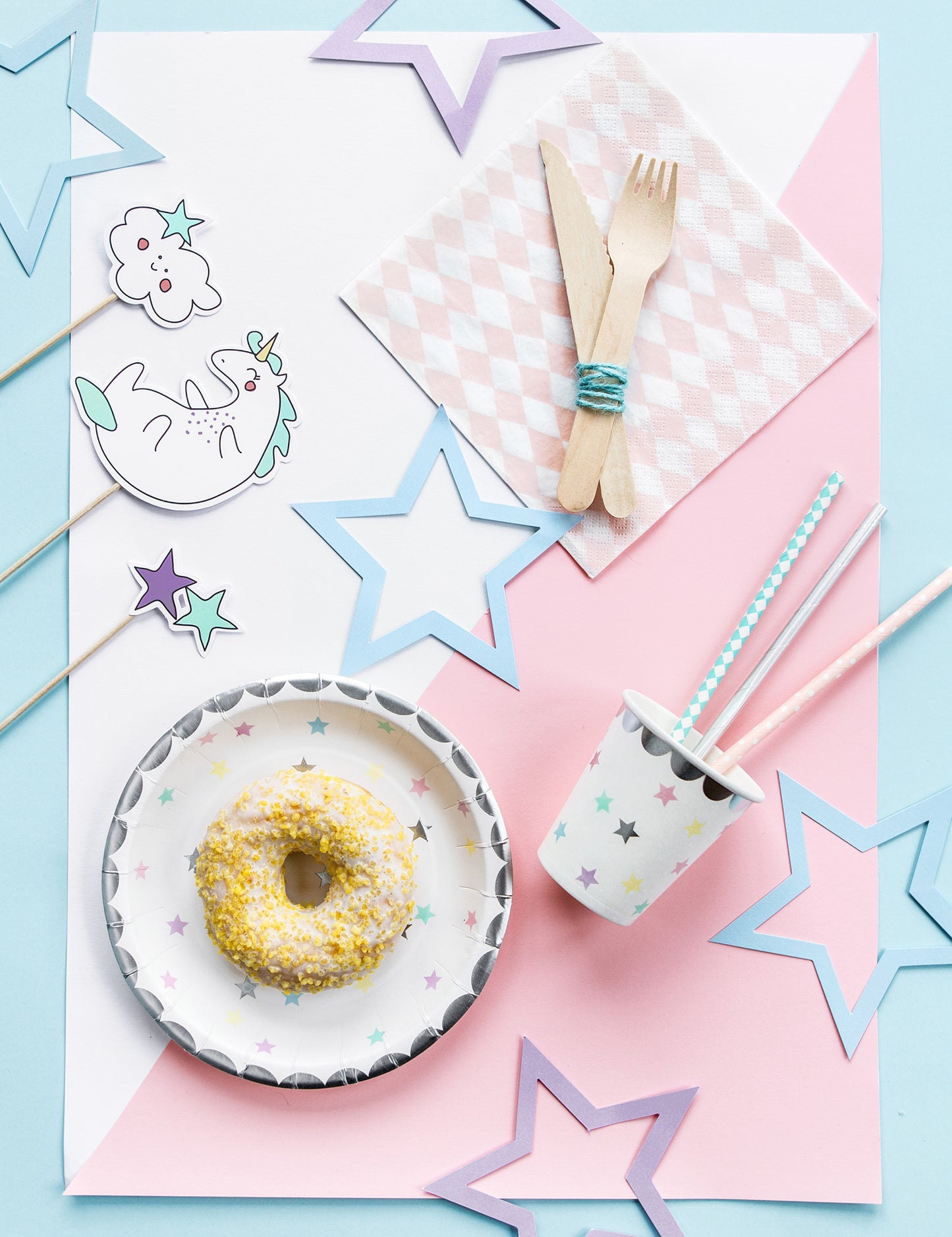 Girlanda svojpomocne s 10 viacfarebnými hviezdičkami 140 cm narodeninové dekorácie