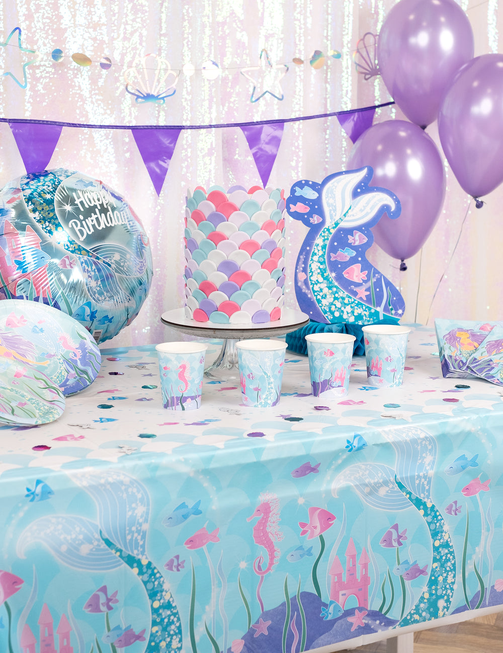 Décoration d'anniversaire thème sirène de la guirlande à mini fanions violette