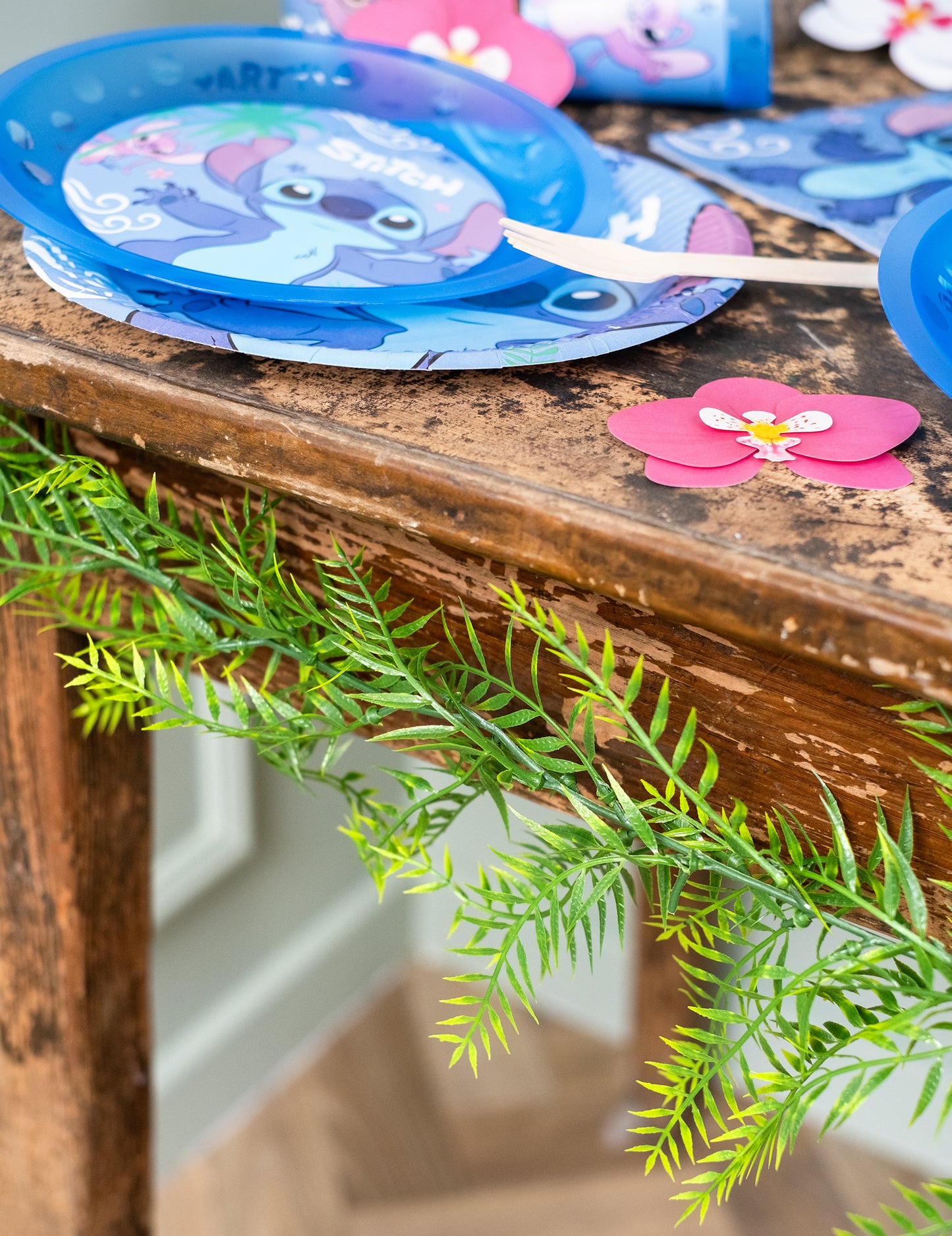 Girlanda zo zelenej papradie 1,80 m, dekorácia do džungle