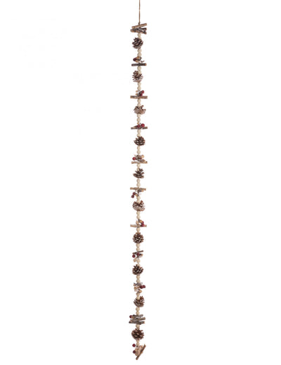 Guirlande de perles bois et pommes de pin décoration nature marron et beige avec baies rouges