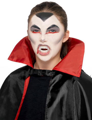 Upírska súprava na make -up s detskými protézmi