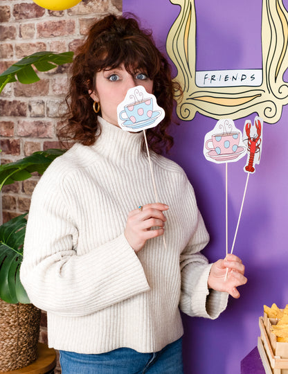 3-dielna sada fotobúdky Priatelia™ s rámom (40x46 cm)